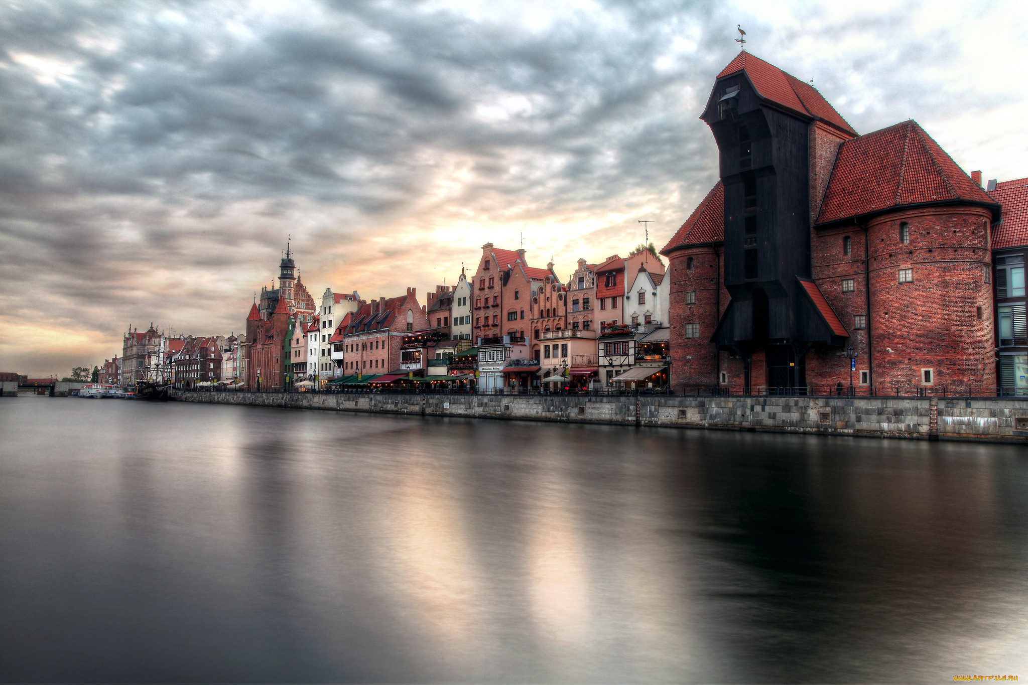 Гданьск фото. Gdansk Польша. Трехградье Польша река. Обои Гданьск старый город. Советский Гданьск.